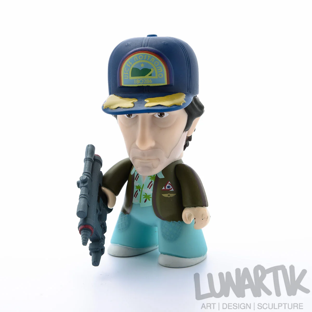 Alien Titans Figure by Matt Jones aka Lunartik