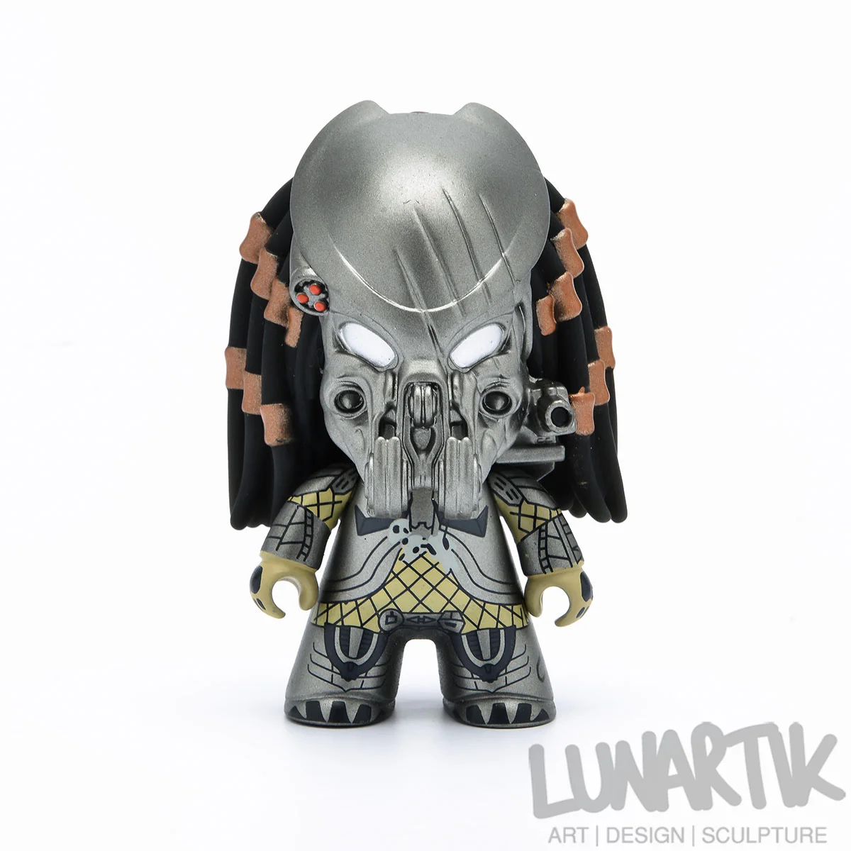 AVP Titans Figure by Matt Jones aka Lunartik