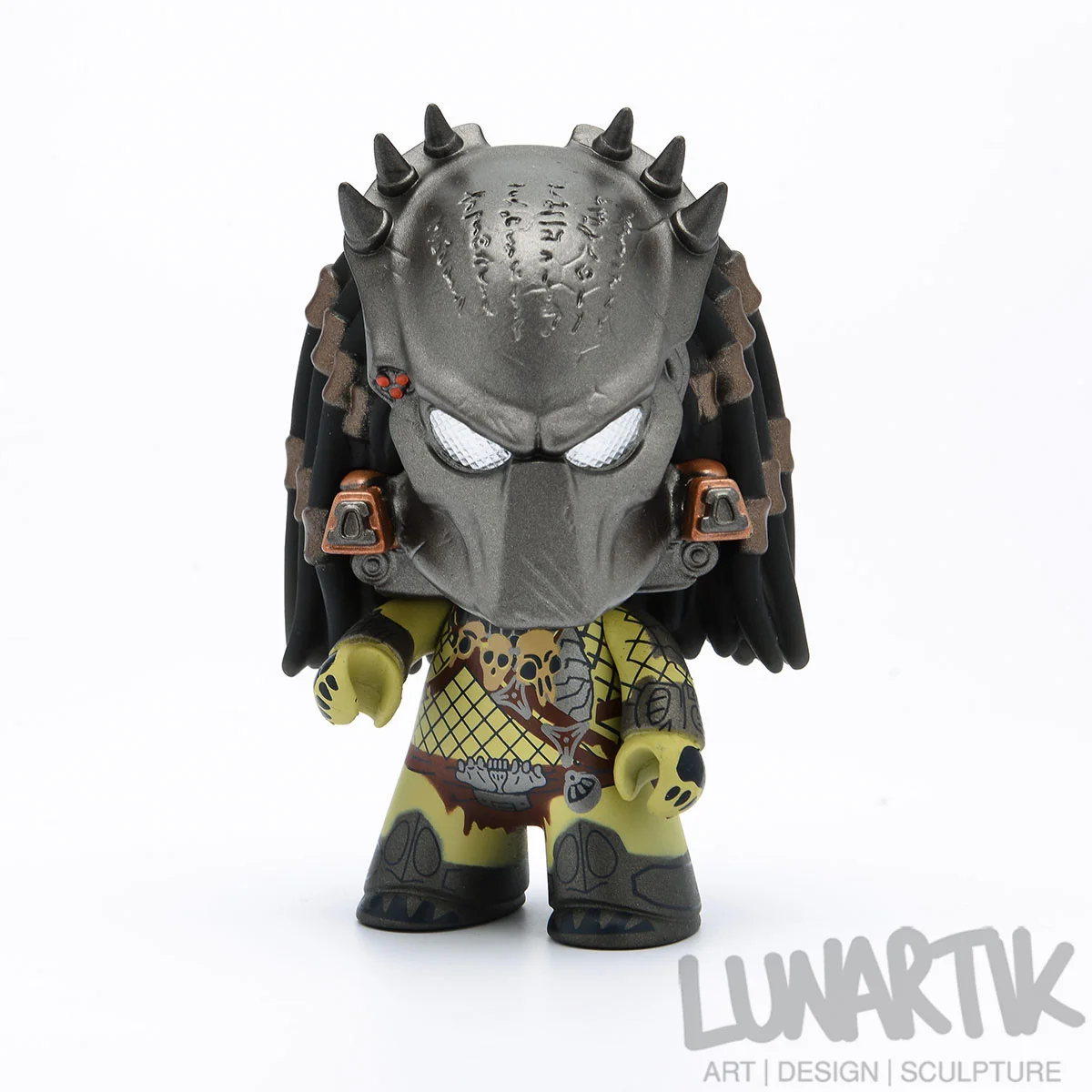 AVP Titans Figure by Matt Jones aka Lunartik