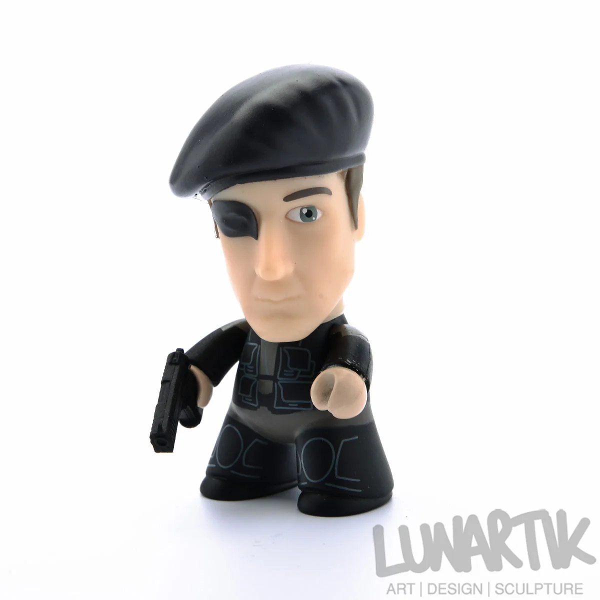Doctor Who Titans Figure by Matt Jones aka Lunartik